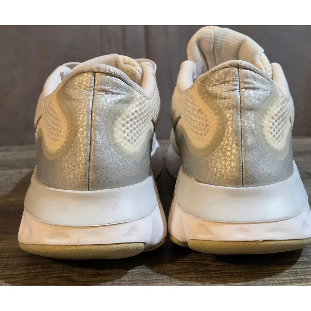 Nike free signs